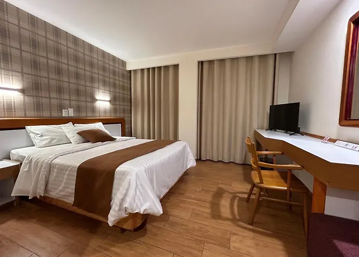 El Salvador Hotel 3*